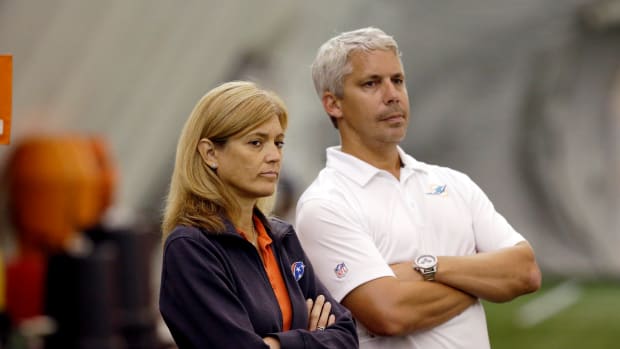 nfl-womens-symposium.jpg